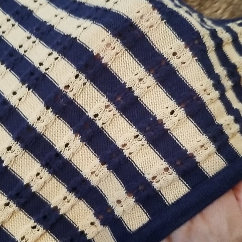 Knit Wrap Dress V Neck, Long Belt. - Picture 16 of 16